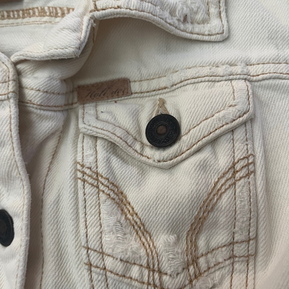 Vintage Hollister Cream Denim Jacket - Picture 3 of 5